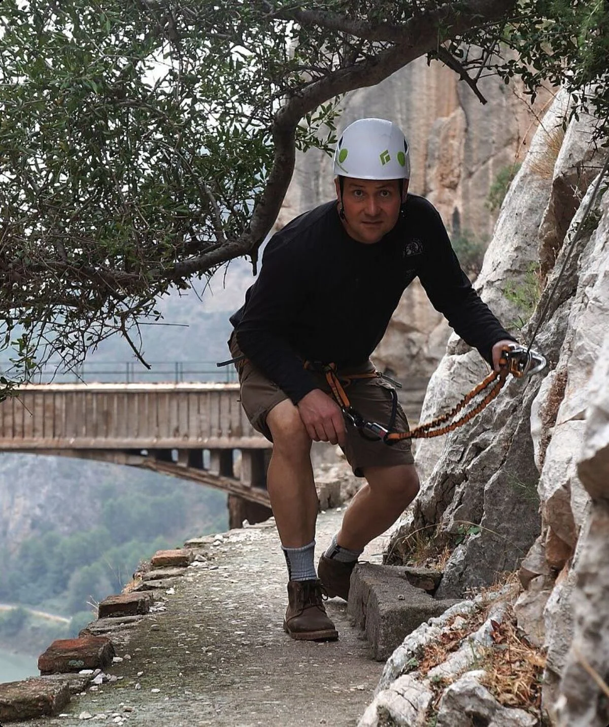 Es ist ein Kletterer bei der Sicherung zu sehen | © DAV Münster