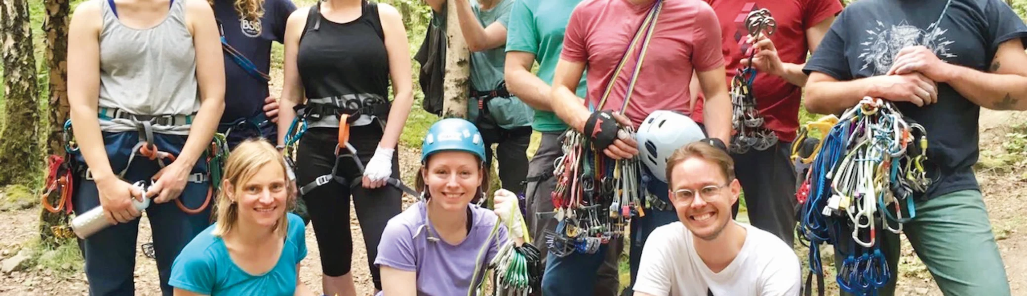 Teilnehmer an einem Risskletterkurs | © DAV Münster