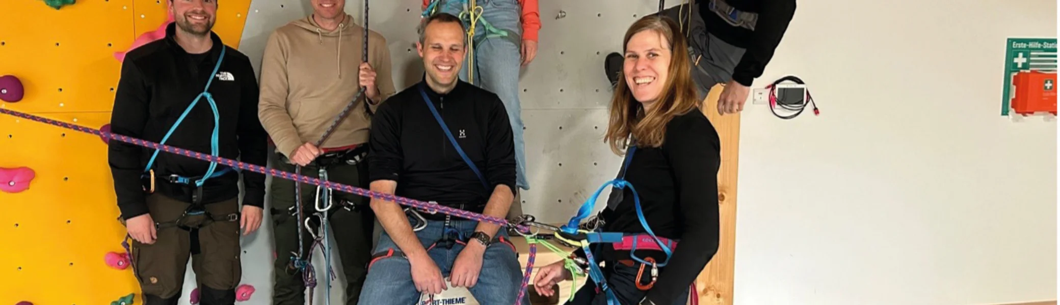 Teilnehmer AlpinKletter-Training im DAV Sektionszentrum | © DAV Münster