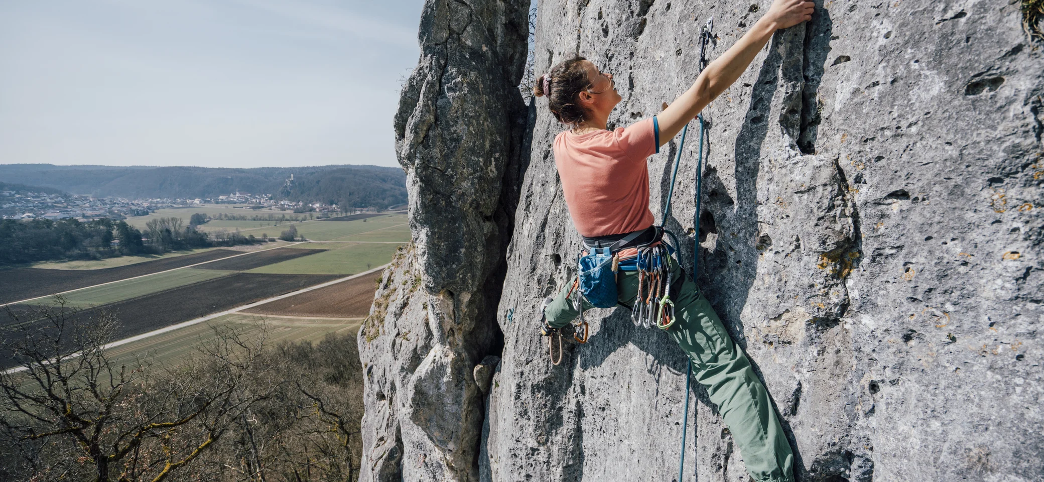 Kletterin in der Wand | © DAV/Julian Rohn